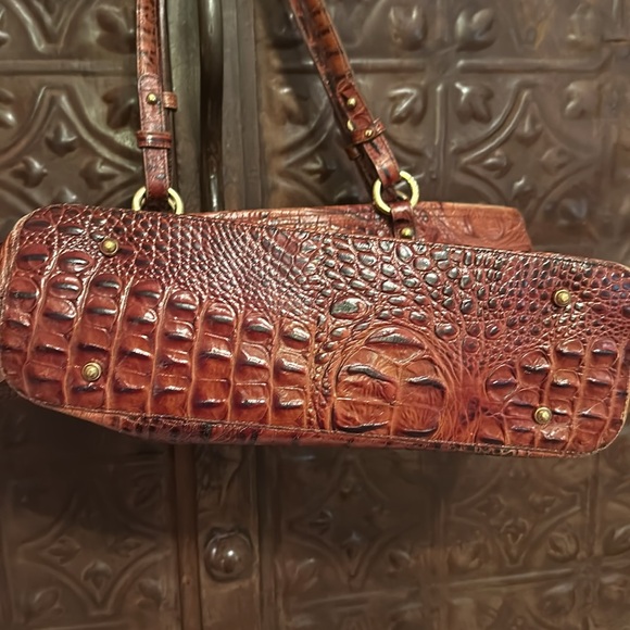Brahmin leather handbag—beautiful! 9.5” x 14” - Picture 6 of 7